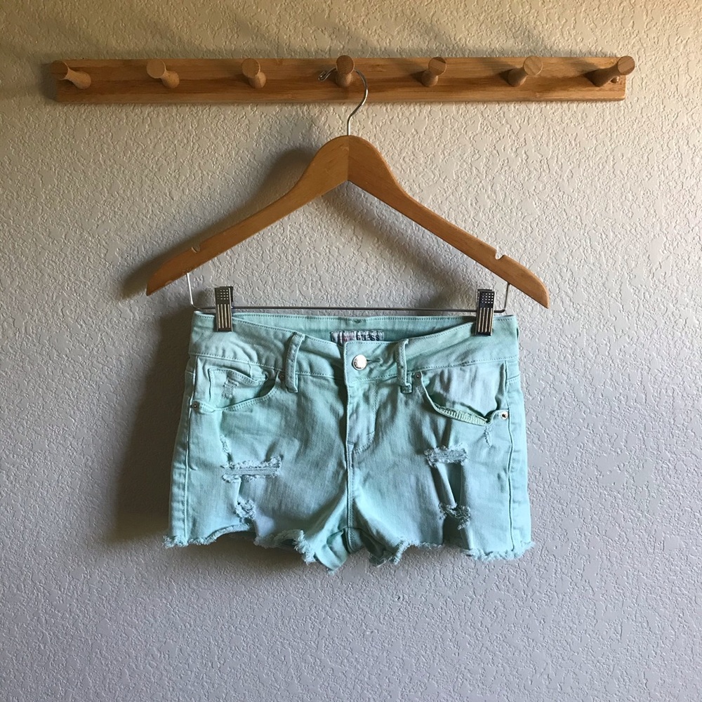 ❄️ 5 for $10 ❄️ Guess Shorts